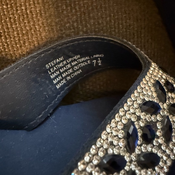 Yellow box sparrow wedge sandals navy 7 1/2 low wedge - Picture 4 of 5